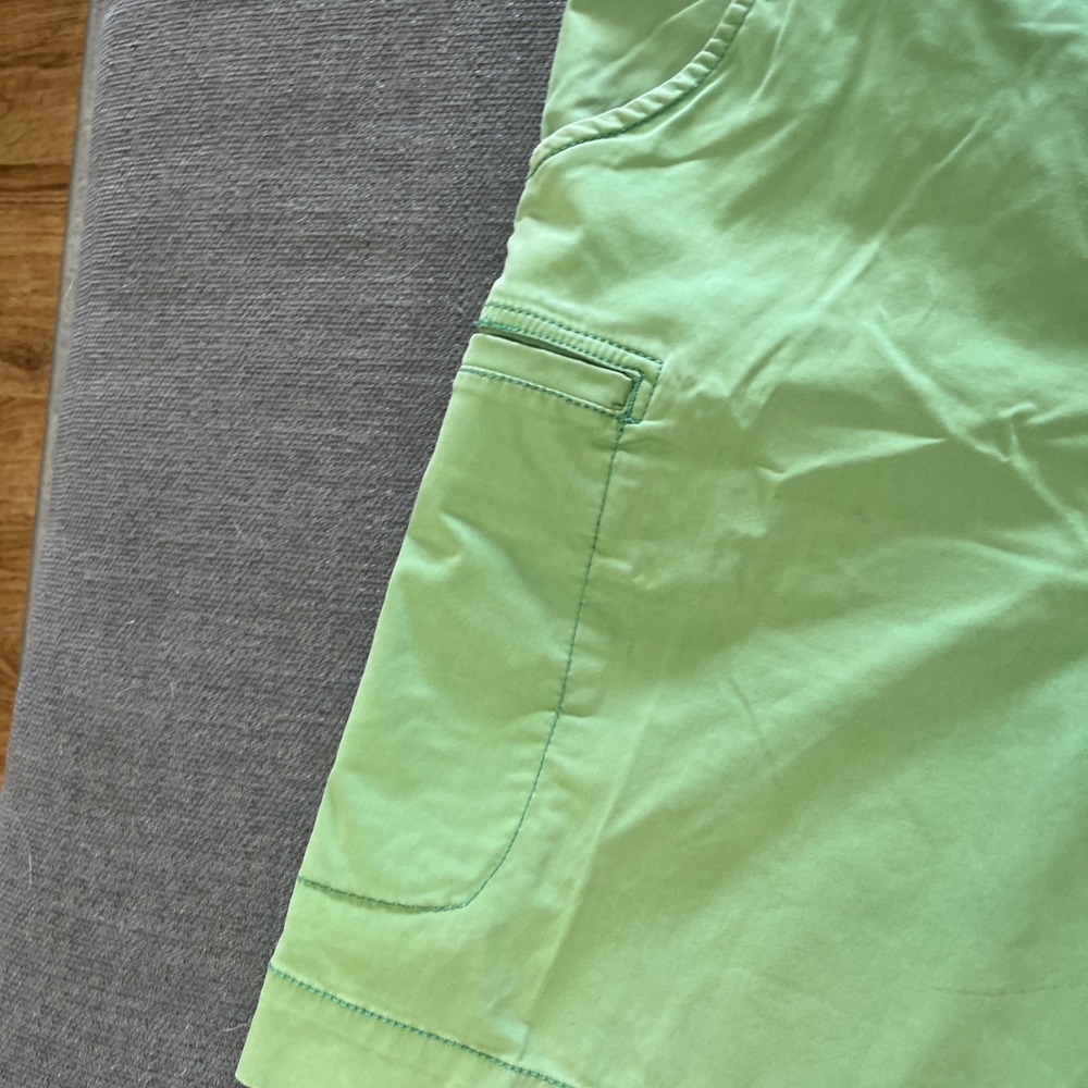 Bugatchi Men's Green Chino Shorts Size 36 - Picture 5 of 10